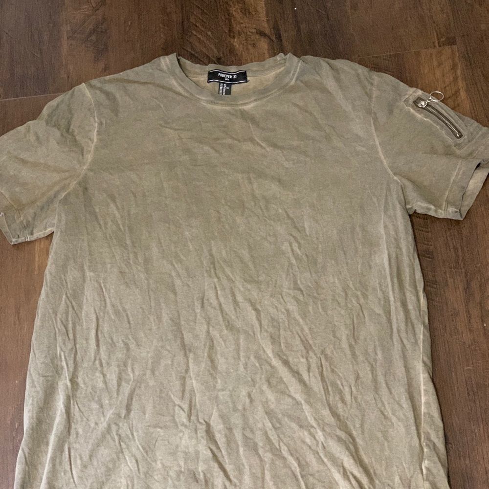 Mens Forever 21 Graphic T-shirt